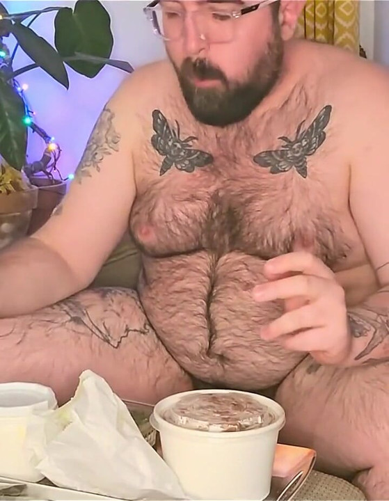 Stepdaddy Stuffs His Face with a Takeaway and Enjoys It so Much He Wanks with the Sauces!
