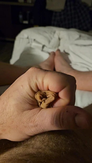 Small cock wank play