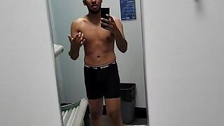 Miguel Brown боксера с кубиками перед зеркалом, видео 12