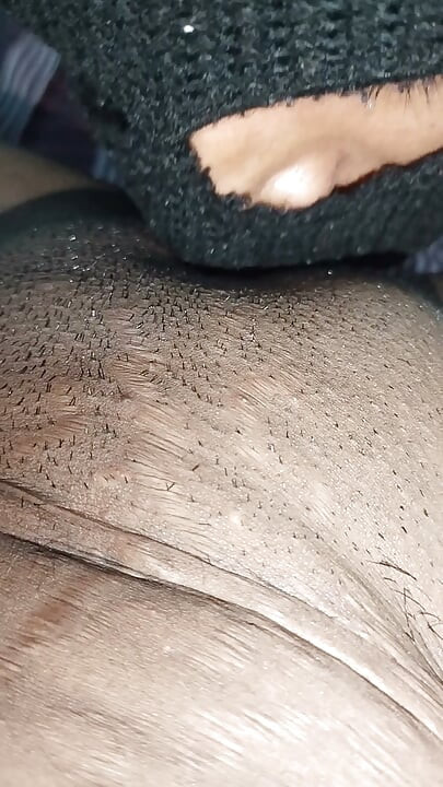 Bhabhi desi menjilat pantat dan berkongkek keras