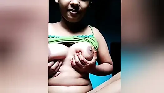 Guru menggoda murid perawannya yang imut. Gadis sekolah perawan India pertama kali (kelas) berhubungan seks dengan guru