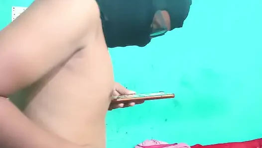 Pasangan sange bangla ngobrol intens di malam hari yang penuh gairah