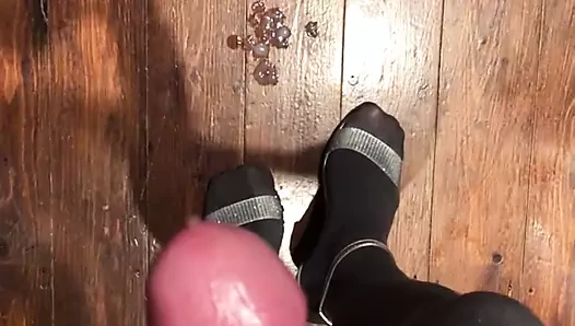 Seksi büyük yarak ateşli döl fışkırtıyor