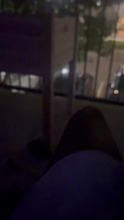AdamJaxx pe noul balcon
