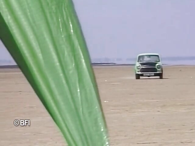 Xkiss - Mc been on the beach, part 4