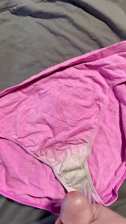 射在老婆內褲上 7