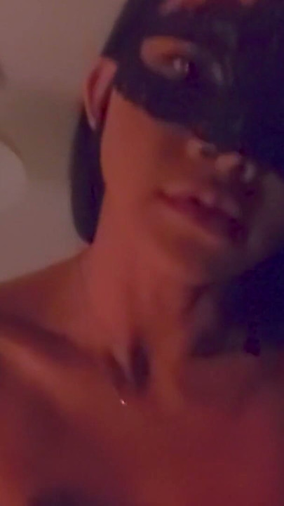 She Promised She Wouldn't Tell Anyone, But I Had To Record This | Klippi 1