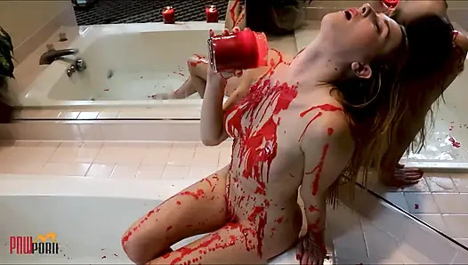 Горячий воск в горячей ванне