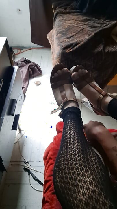 Amo mi dildo y las pijas