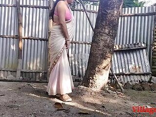 Apaan di luar ruangan oleh sonali bhabi lokal ( video resmi oleh villageex91 )