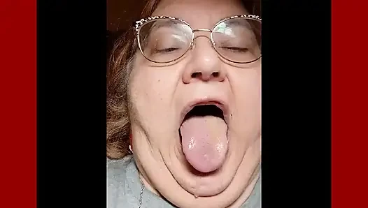 Angefordertes video, in meinen mund gucken