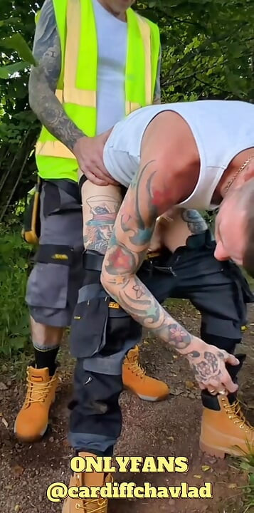 Construction Workmen fuck outdoors and cum