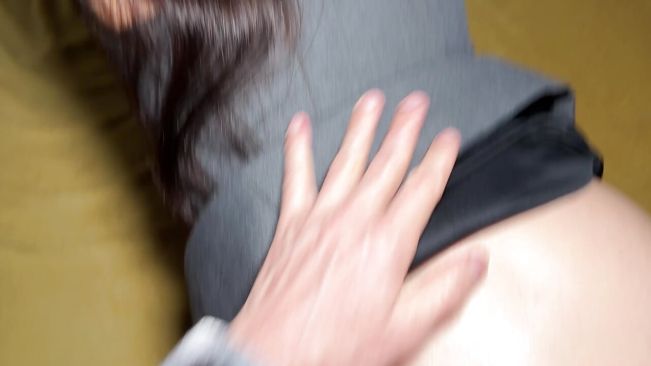 when a stranger offered her reward at night, she quickly took off her panties and spread her legs