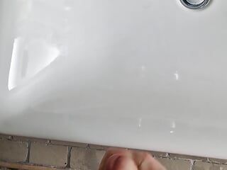 Banyoda güçlü boşalma