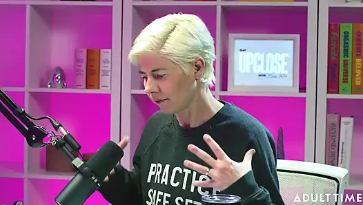 Blake Blossom: брейн-глотка, лицо, и футанари | Время для взрослых, подкаст