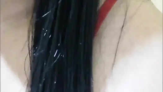 Memuaskan fantasi pacarku, aku bikin dia muncrat