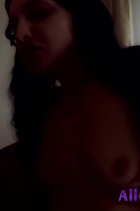 Sexy slut fucks with photographer