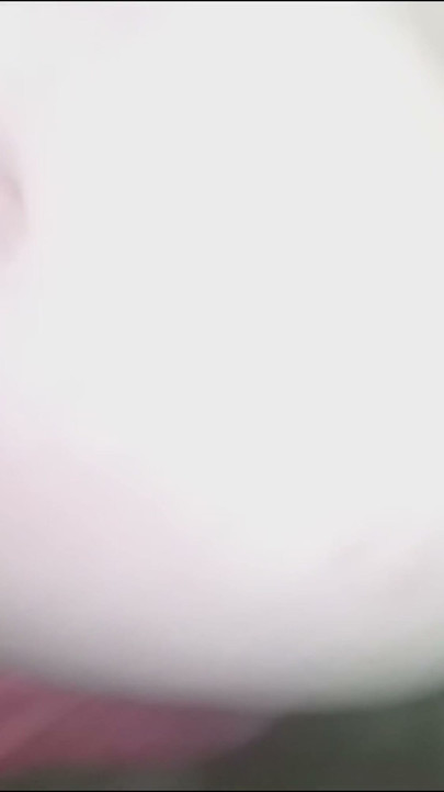 Orta yaşlı seksi kadının vibratörü büyük yarağın ağzını dölle doldurmasına yardımcı oluyor. göt ne kadar kırmızı, daha ateşli, tamamen ıslanmamak imkansız | Klip 2