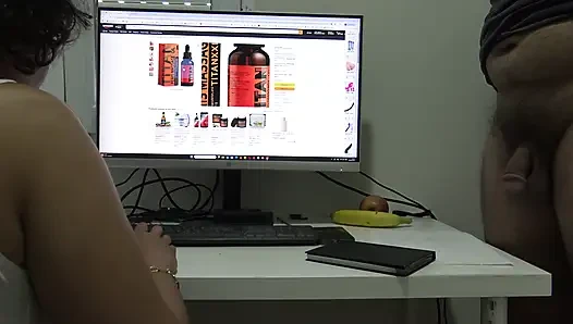 Gerçek üvey anne kendi üvey oğlu için penis büyütme ürünleri sipariş !!