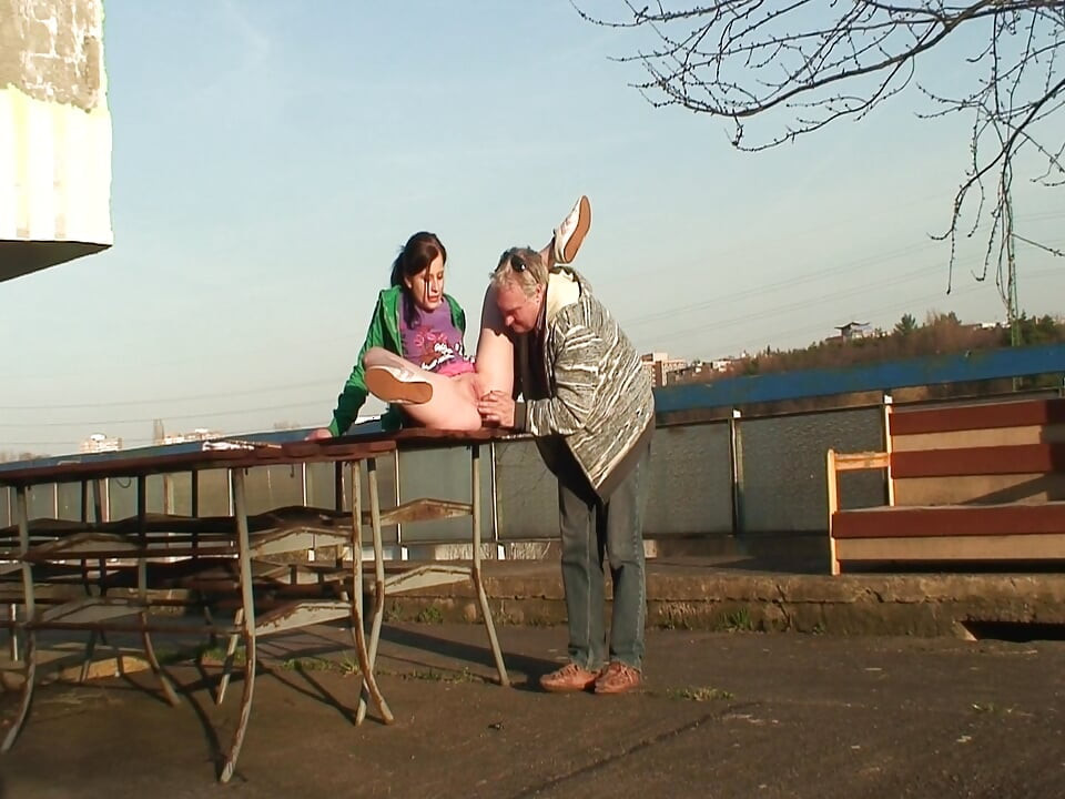 Hot Brunette Gets Eaten Out and Fingered by Older Guy Outdoors