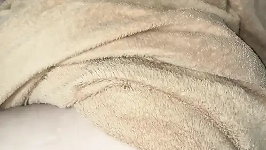 Ngentot ibuku pagi-pagi sampai aku crot di dalam memeknya