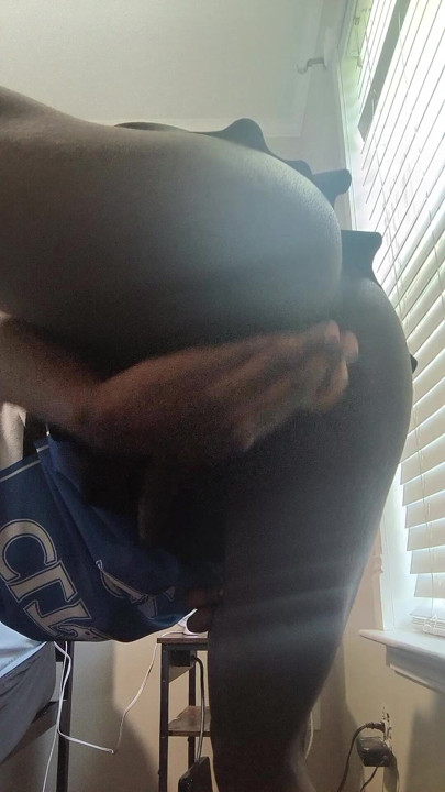 Thick Big Booty Femboy Creaming and cumming hands-free Non Stop