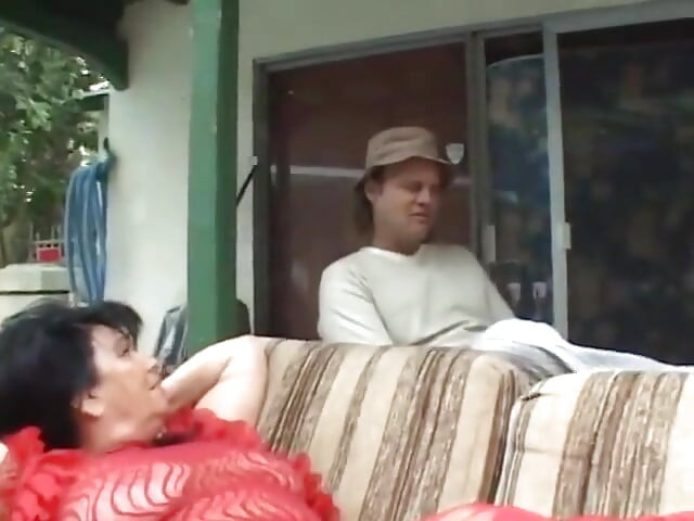 Gilf loves deep outdoor sex