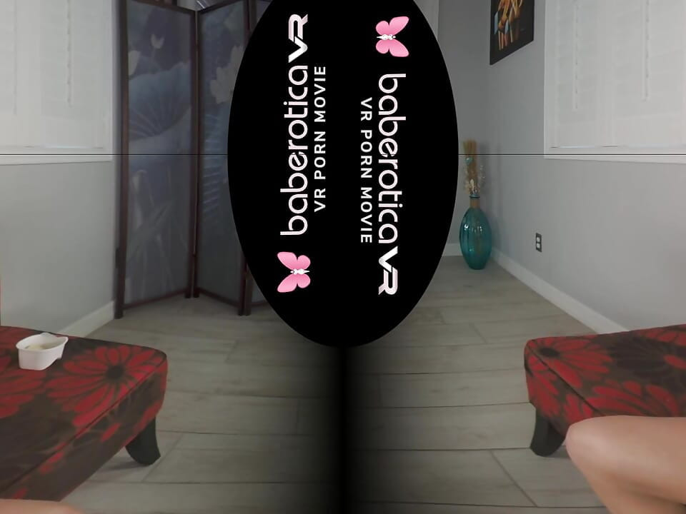 Victoria June Has an Amazing Time Showing Us Her Huge Tits