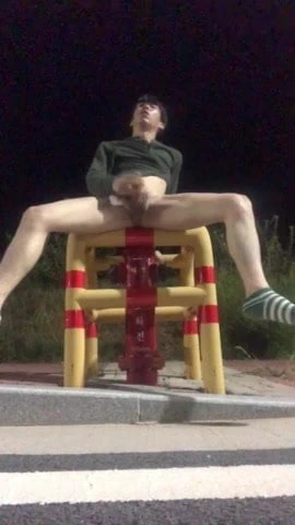 Asian boy outdoor masturbate