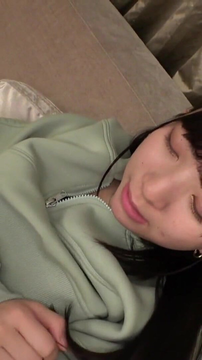 대물 자지에 따먹히는 여대생 핫한 바지를 입고 섹시한 다리... 그것은 오럴과 섹스다음, 몇 가지 정화를위한 시간이다. | 클립 1