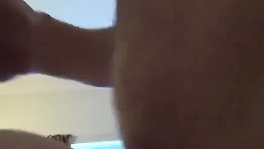 Müşteri beni sert domaltarak sikiyor
