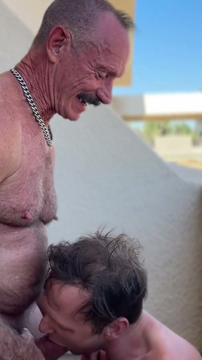 MuscDaddy romantic fuck boy outdoor hot sun balcony | Clip 1