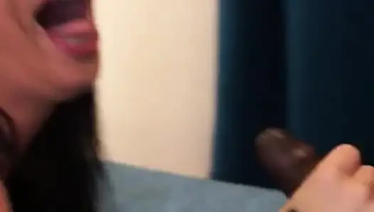 Pelacur suka kontol besar dan air mani