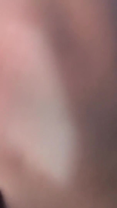 Oh papi, deja de penetrar mi ano. Sexo anal duro, delicioso, rico, doloroso y salvaje. Padrastro e hijastra tienen sexo anal | Clip 1
