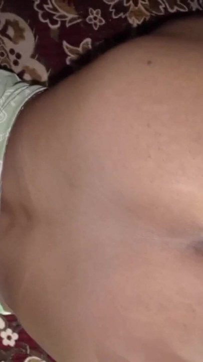 Desi girl friend gar bula kar pela. | Clip 1