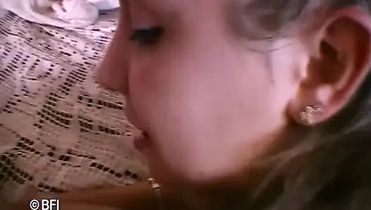 Lipstick amateur sluts - daydreams