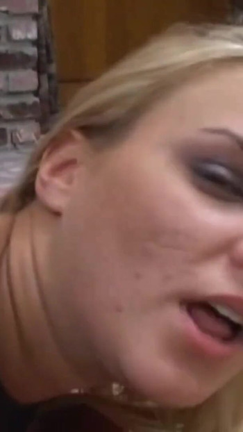 Epski trenutak iz filma "Veronica Raquel poludi za analnom penetracijom"