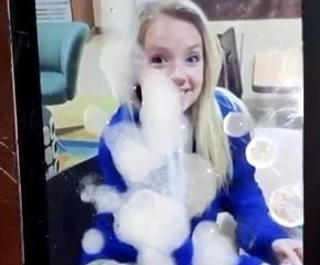 Sexy hot wife cumtribute