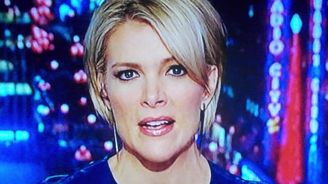 MEGYN KELLY MOUTH STROKE OFF3