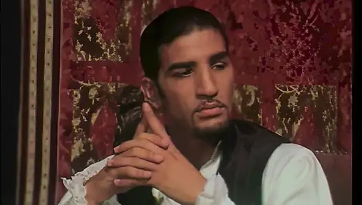 Kadın Sadece Poposundan Sikişmek Istiyor