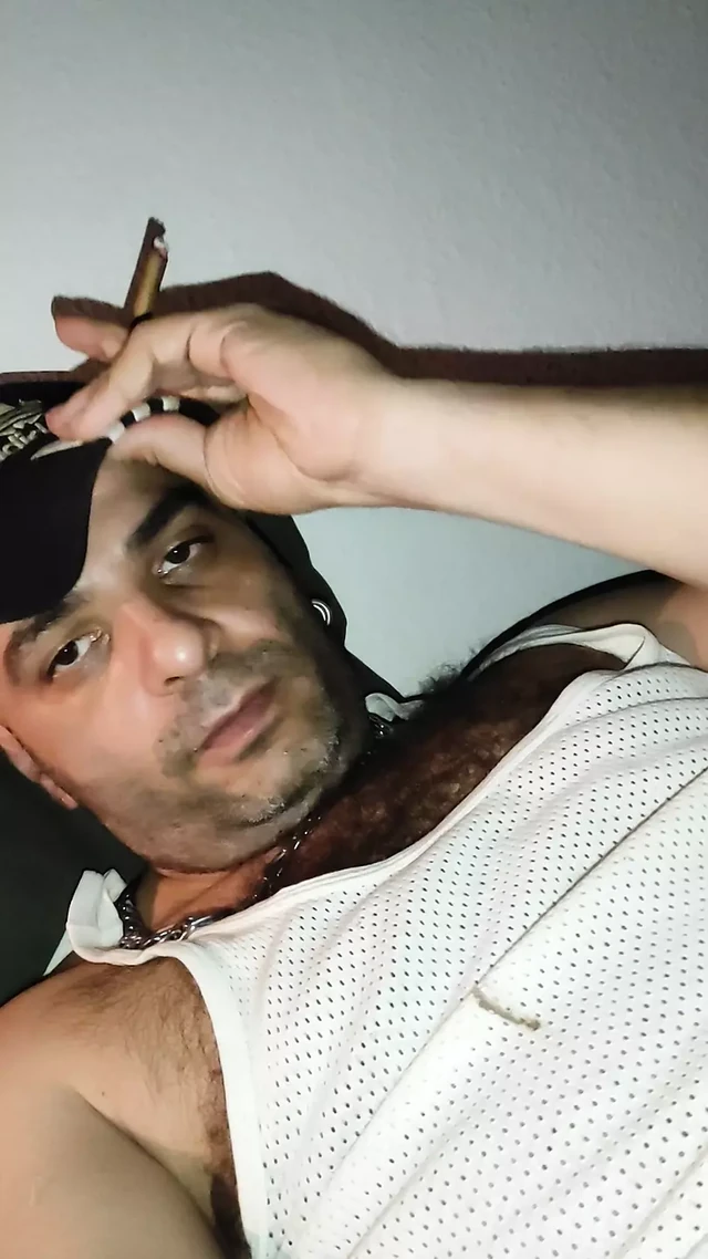 Dirty Junkbro (dj-bro) Horny in Bedroom