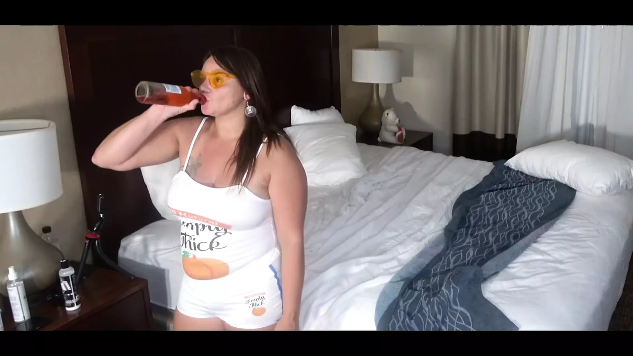 Tonya Sinn Is Simply Thick Remastered