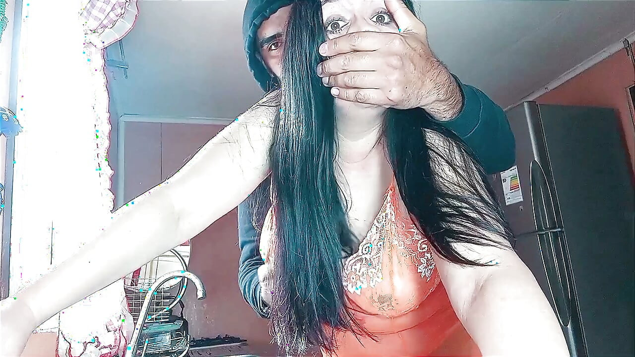 Rough sex in the kitchen with my attractive, unfaithful stepmother