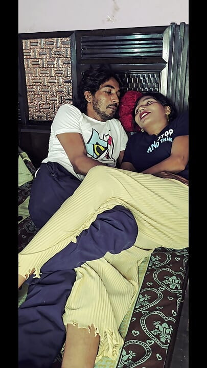 Friend provoked to have sex Hindi audio sex