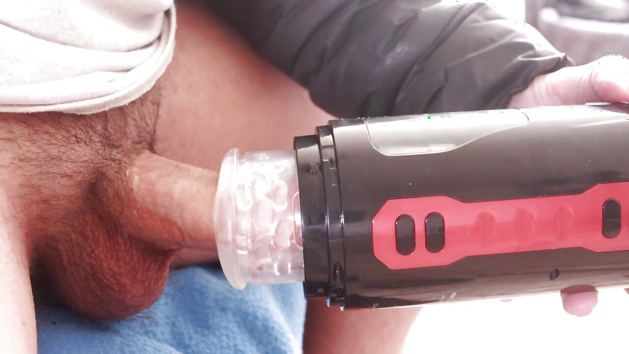 milking my dick with an automatic fleshlight
