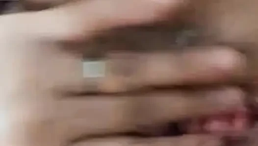 Morning video sex while taking a bath of my wife she loves it so much she orgasm