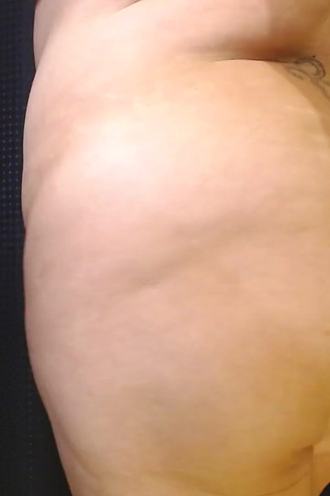 Jiggling Jumping Clench Bouncing Ass