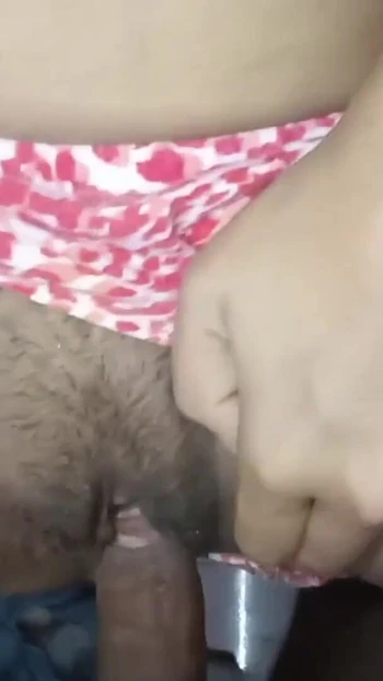 Unforgettable moment from "Calling husband's friend in the room, Indian sister-in-law takes his thick in her"
