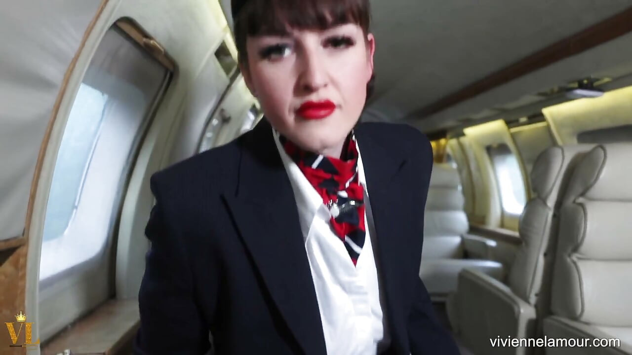 Vivienne L'amour - a Relaxing Flight