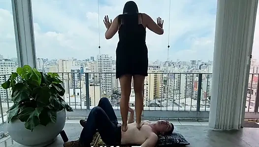 Si cantik kiffa si bos bejat ep 5 - nginjak karyawannya untuk nginjak-injak